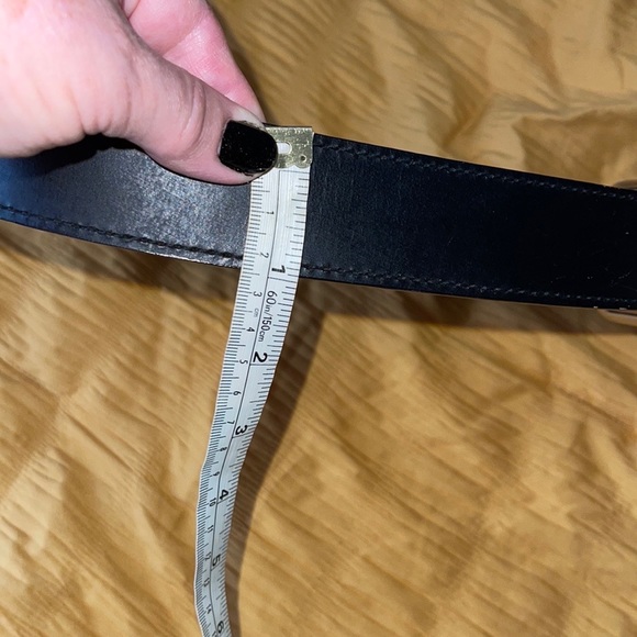 Micheal Kors Black Leather Belt - Picture 10 of 11